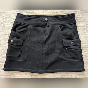 Athleta Women's Snowslide Fleece Lined Black Cargo Skirt (M)